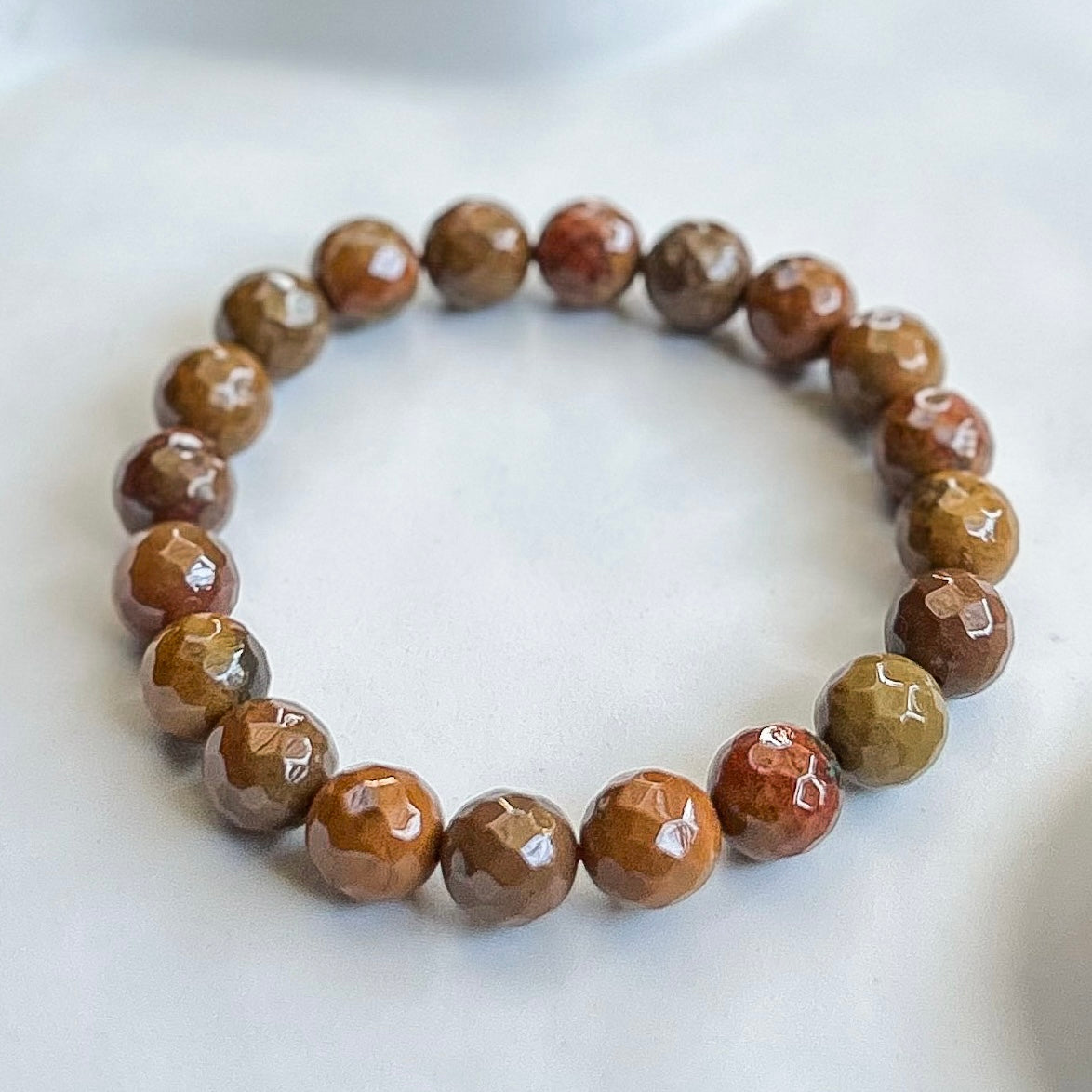 Nanhong Agate, Faceted 10mm