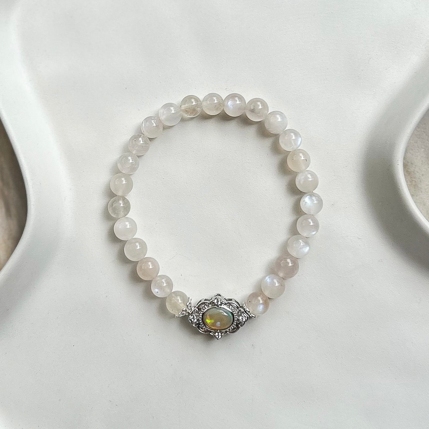 Lunaria [Opal - Moonstone]