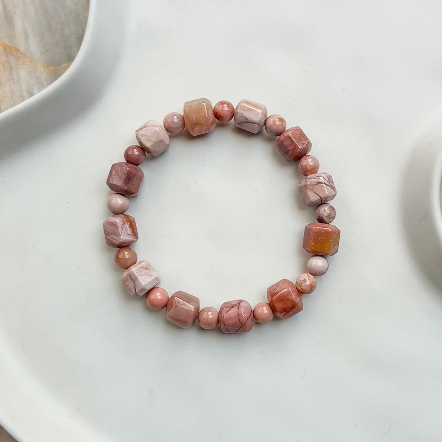 Pink Mango Alashan Agate Cube 9mm