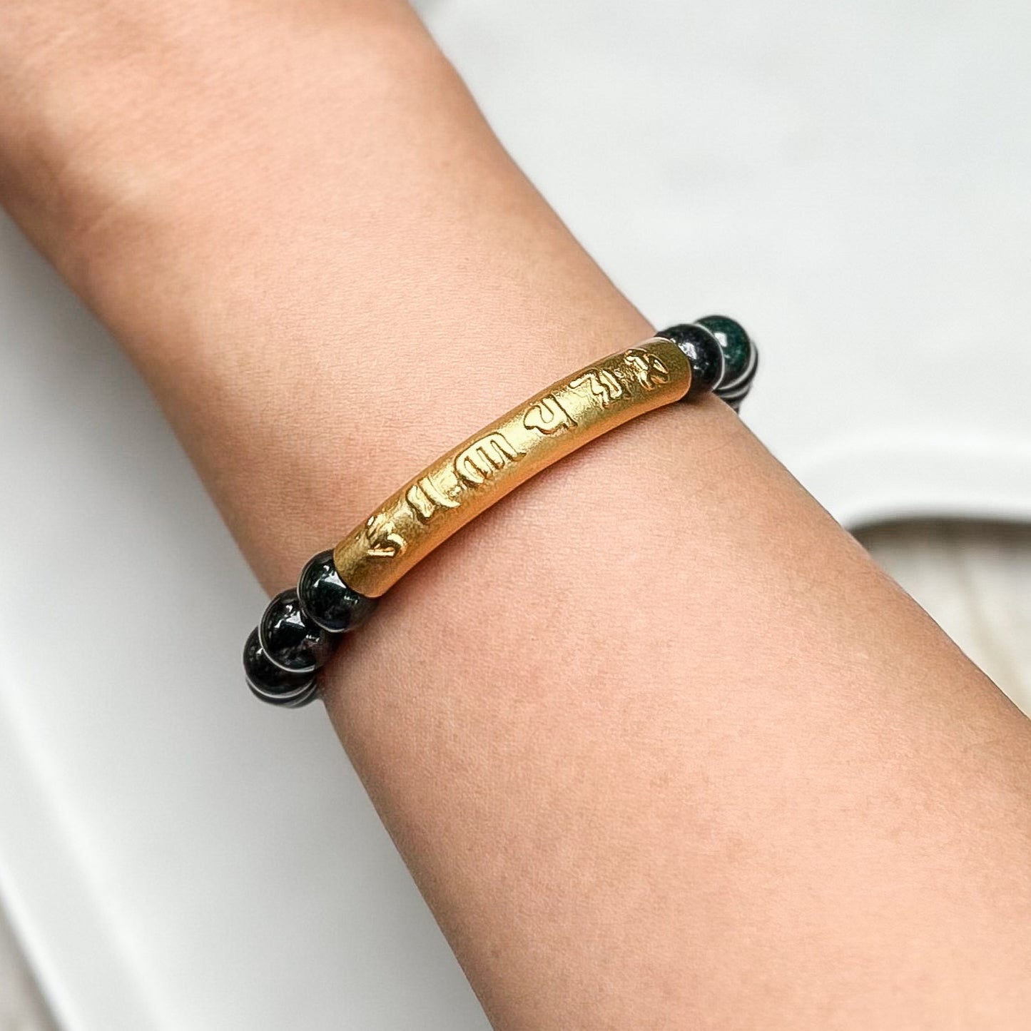 Black Jadeite (Mo Cui) with Charm