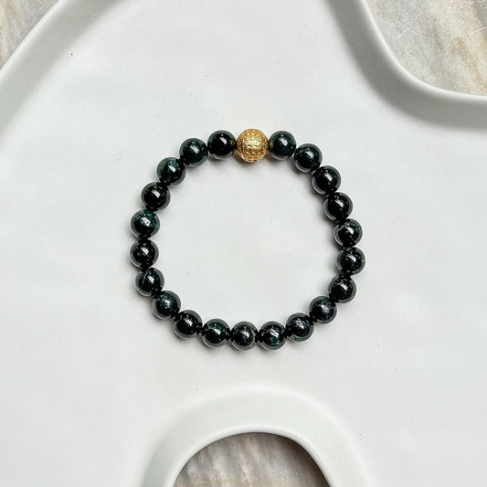 Black Jadeite (Mo Cui) with Charm